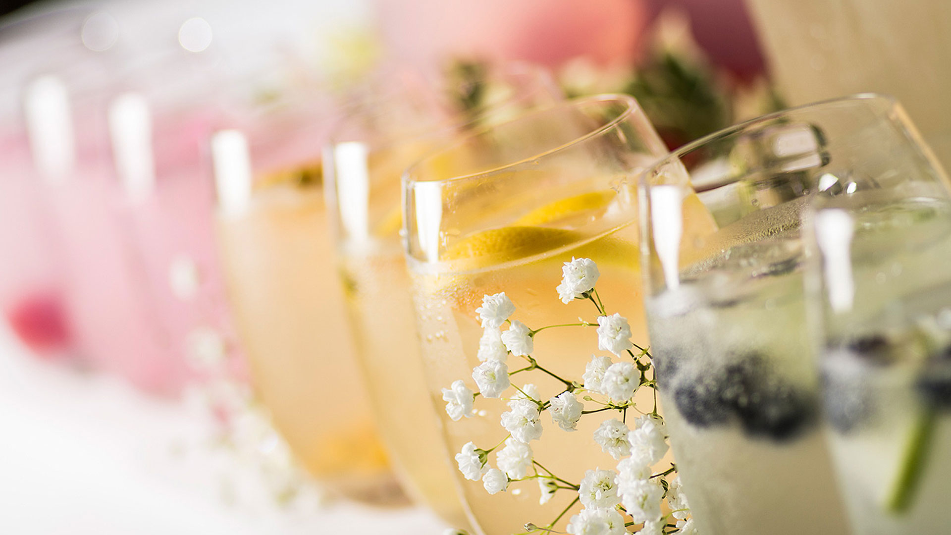 Enjoy refreshing wedding cocktails at Gaynes Park wedding venue in Essex