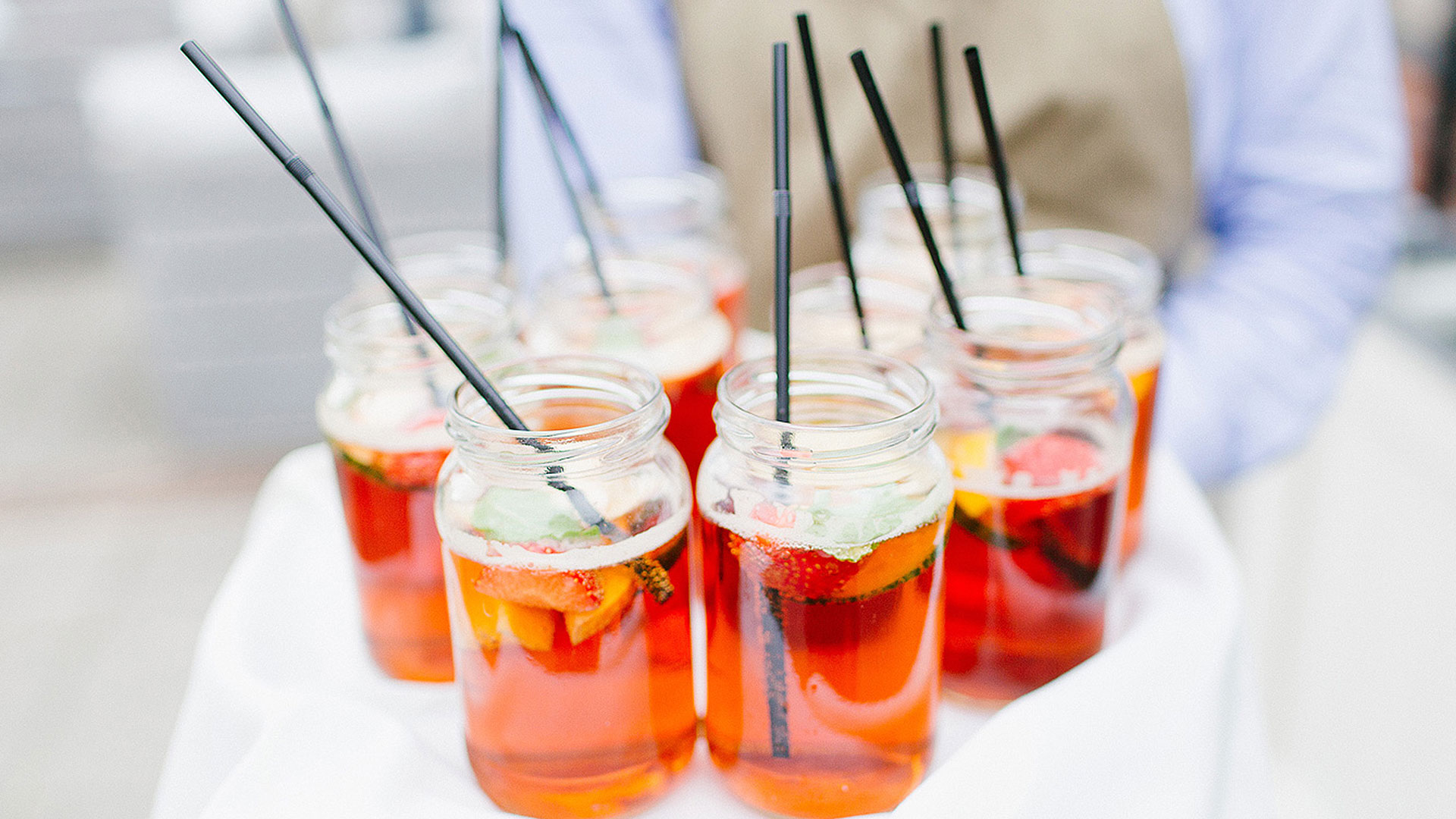 Pimms is a fab summer wedding drink to serve your guests - wedding drink ideas