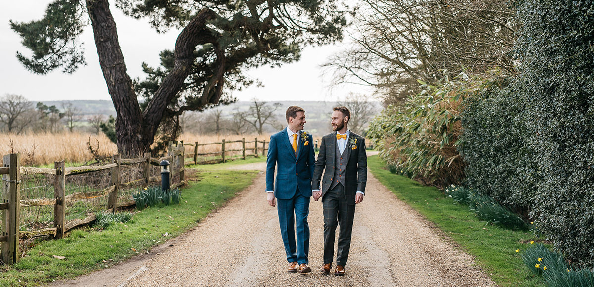 A Relaxed & Rustic Spring Wedding | Gaynes Park
